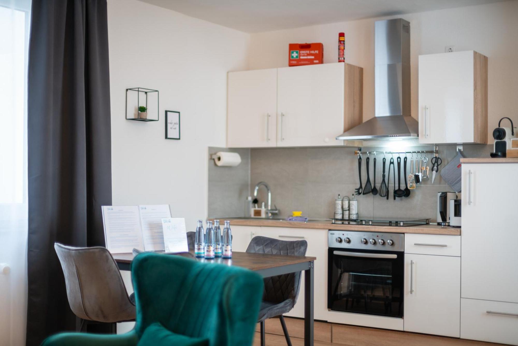 Free Living - City Design Apartments, Zentrum, Outlet, Balkon, Kueche Wolfsburg Exterior foto