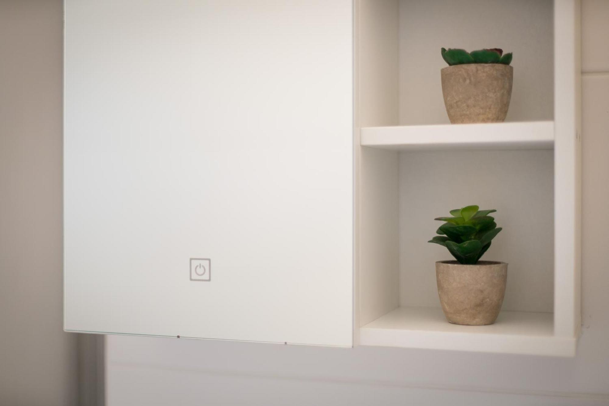 Free Living - City Design Apartments, Zentrum, Outlet, Balkon, Kueche Wolfsburg Exterior foto