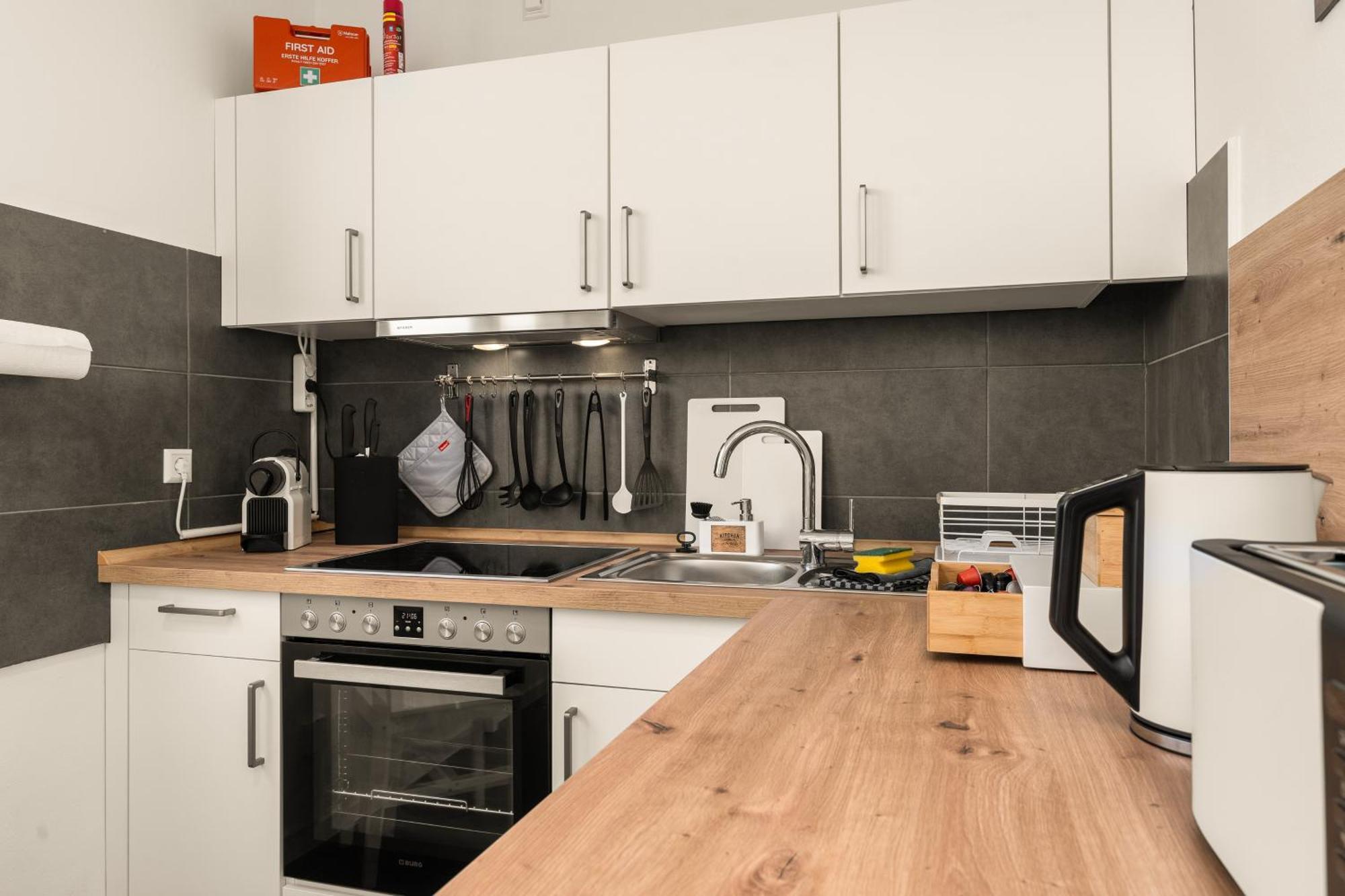 Free Living - City Design Apartments, Zentrum, Outlet, Balkon, Kueche Wolfsburg Exterior foto