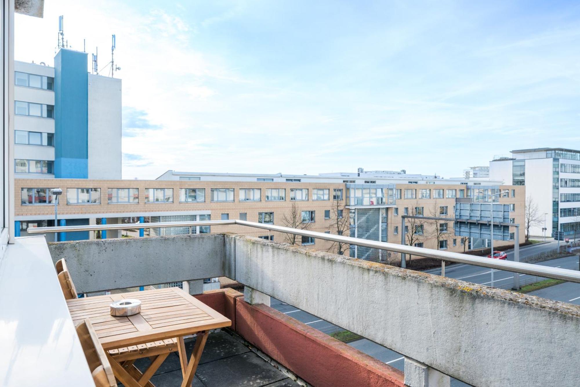 Free Living - City Design Apartments, Zentrum, Outlet, Balkon, Kueche Wolfsburg Exterior foto