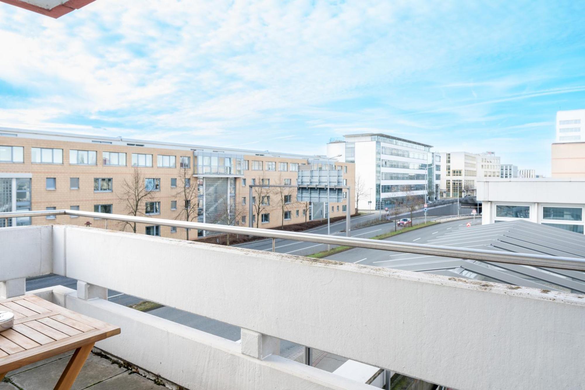 Free Living - City Design Apartments, Zentrum, Outlet, Balkon, Kueche Wolfsburg Exterior foto