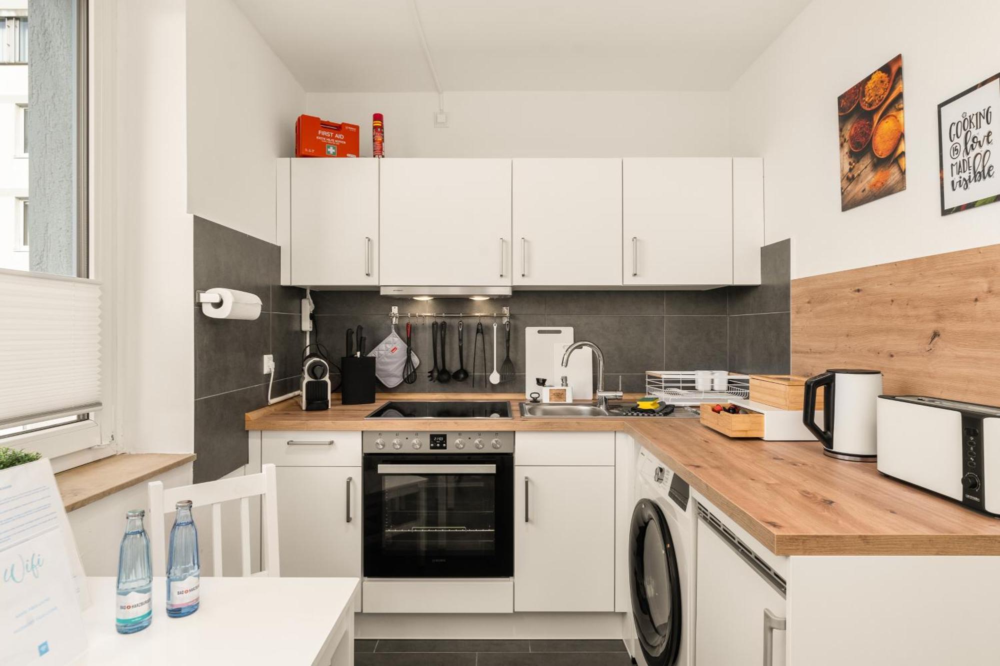 Free Living - City Design Apartments, Zentrum, Outlet, Balkon, Kueche Wolfsburg Exterior foto